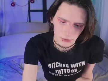 Chaturbate Live Porn of kira_long