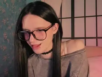 Chaturbate Adult Webcam of kira_long