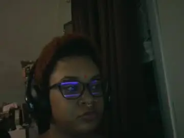 Chaturbate Live Sex Cam of nickythehawtie