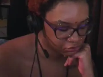 Chaturbate Free Porn Cam of nickythehawtie