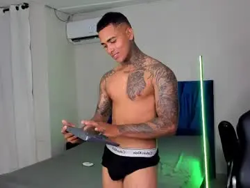 Chaturbate Sex Cam of tyler_bell_