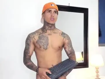 Chaturbate Best live sex cam show of tyler_bell_