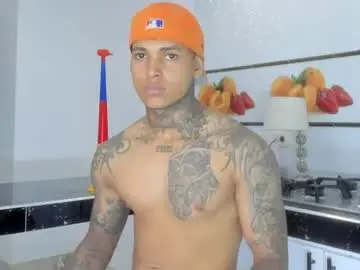 Chaturbate Adult Video Chat of tyler_bell_