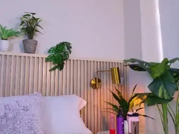 Chaturbate Live Sex Cam of anastasia_steelegb