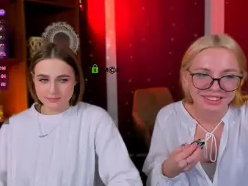 Chaturbate Watch Live Sex Cams of aria_moo