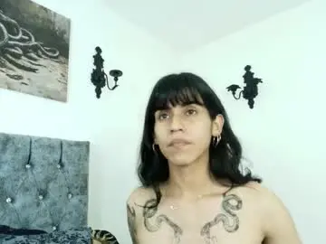 Chaturbate Nude Webcam of bella_poisonous