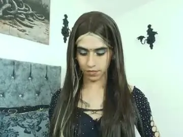 Chaturbate Sex Cam of bella_poisonous