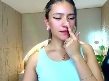 Chaturbate Free Porn Cam of candy_sky_r