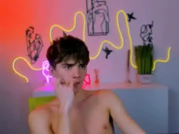 Chaturbate Best live sex cam show of emil_lucky