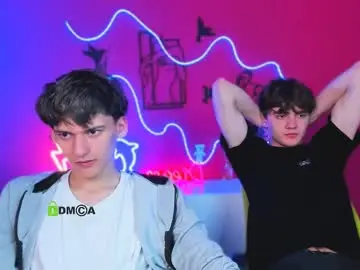 Chaturbate Nude Webcam of emil_lucky