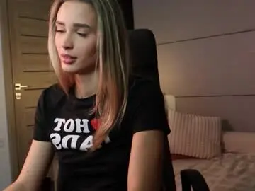 Chaturbate Adult Webcam of emma__cutiee