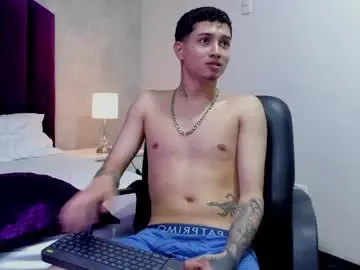 Chaturbate Live Sex Cam of joshbeech