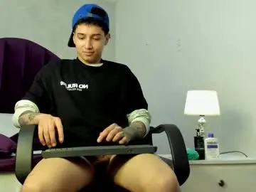 Chaturbate Live Sex Cam of joshbeech