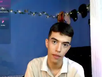 Chaturbate Free Live Porn of juandii26