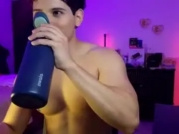 Chaturbate Live Sex Cam of lilhotnando