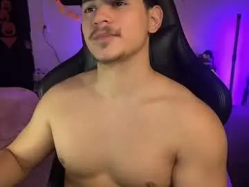 Chaturbate Live Sex Cam of lilhotnando