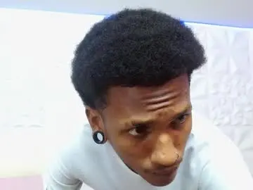 Chaturbate Live Sex Cam of man_san11