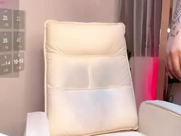 Chaturbate Live Sex Cam of marthina_thompson