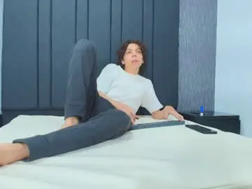 Chaturbate Watch Live Sex Cams of marvin_macalan