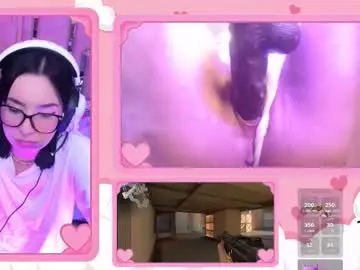 Chaturbate Adult Video Chat of nicoleferrel