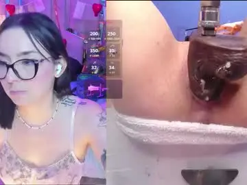 Chaturbate Sex Chat of nicoleferrel