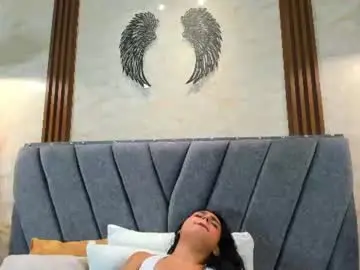 Chaturbate Nude Webcam of sienna_lu