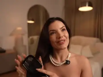 Chaturbate Watch Live Sex Cams of thehoneyx