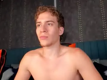 Chaturbate Live Sex Cam of kael_brown1