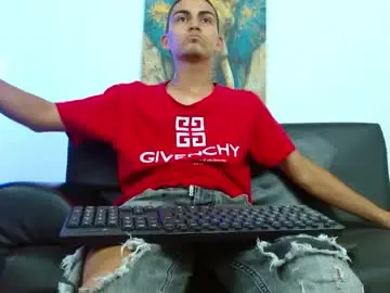 Chaturbate Live Sex Cam of lucass_18