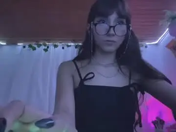 Chaturbate Best live sex cam show of naomi_gyal