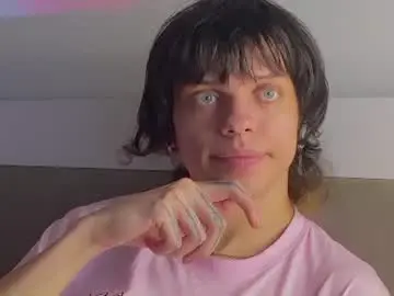 Chaturbate Live Sex Cam of orange__boy