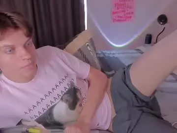 Chaturbate Free Porn Cam of orange__boy
