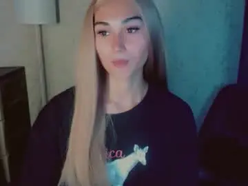 Chaturbate Live Sex Cam of virgenpearl