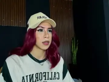 Chaturbate Best live sex cam show of alonehazel