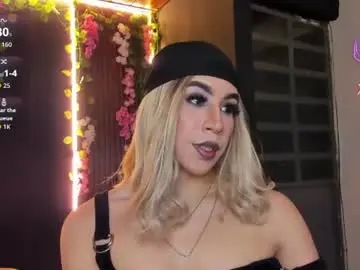 Chaturbate Nude Webcam of alonehazel