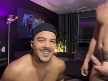 Chaturbate Live Sex Cam of highlatin_guys