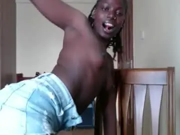 Chaturbate Sex Cam of luo_queen