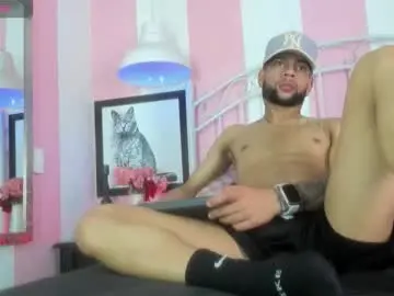 Chaturbate Adult Webcam of aiden_cash7