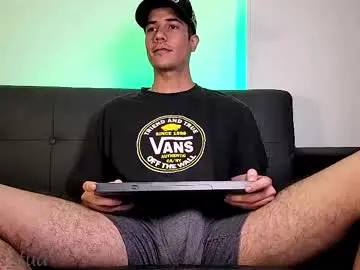 Chaturbate Free Live Porn of derek_stud_