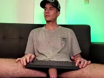 Chaturbate Free Live Porn of derek_stud_