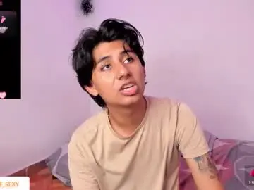 Chaturbate Watch Live Sex Cams of katia606424