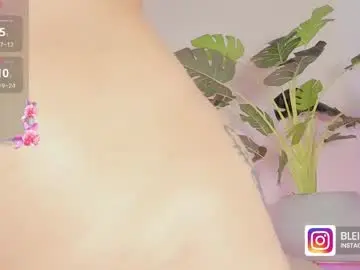 Chaturbate Free Porn Cam of kenykitty