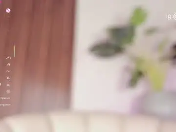Chaturbate Free Porn Cam of kenykitty