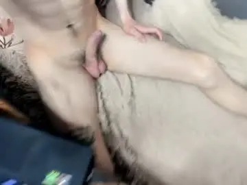 Chaturbate Live Sex Cam of milkiwy