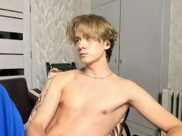 Chaturbate Live Sex Cam of milkiwy