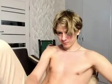 Chaturbate Adult Video Chat of milkiwy