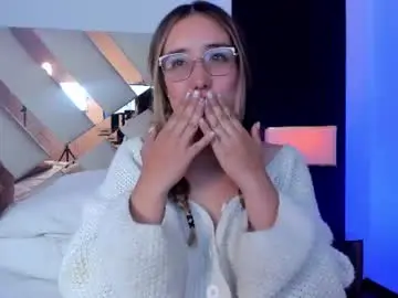 Chaturbate Watch Live Sex Cams of missevaluna