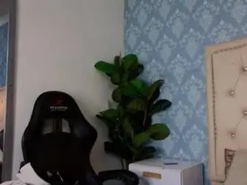 Chaturbate Live Sex Cam of shantaljoness