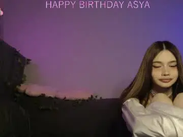 Chaturbate Live Sex Cam of yourkittysweetysya