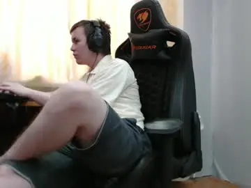 Chaturbate Adult Webcams of iliaskrisloveee